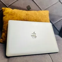 لپ تاپ مک بوک