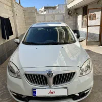 برلیانس H330 اتوماتیک 1500cc، مدل ۱۳۹۶