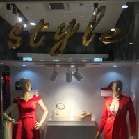 فروش یک باب مغازه در مرکز خرید اطلس