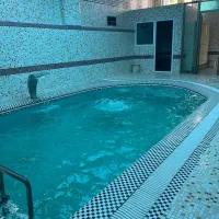 اموزش خصوصی و نیمه خصوصی شنا کودکان و بانوان
