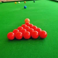 میز اسنوکر به همراه لوازم جانبی