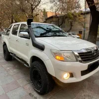 تویوتا هایلوکس ۲۰۱۴ اتومات