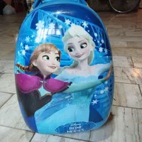 چمدون وکلاه دخترونه