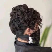 خدمات میکاپ و شنیون عروس و همراهی و آموزش|خدمات آرایشگری و زیبایی|مشهد, کارمندان دوم|دیوار