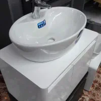 روشویی همراه با اینه باکس(چکی)|لوازم سرویس بهداشتی|ملایر, |دیوار