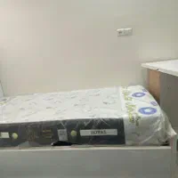 دو عدد تخت خواب یک نفره و میز و دراور جنس اعلا|تخت و سرویس خواب|فولادشهر, فولادشهر|دیوار