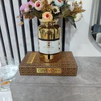 کتاب دکوراتیو و گلدان