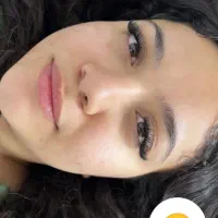 آماده همکاری درسالن برا اکستشن مژه