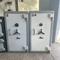 ۲عددگاوصندوق کاوه جدید گاو صندوق اداری طبق متحرک
