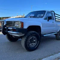 تویوتا هایلوکس