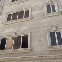 ۵۵ متری / یک خواب / اتوبوسرانی / نما سنگ
