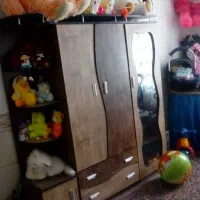 تخت وکمد فروشی