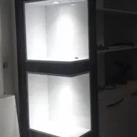 ویترین دی اف با نور پردازی