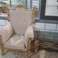 مبلمان بهمراه عسلی کامل