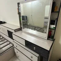 تخت به همراه آینه|تخت و سرویس خواب|تهران, تهرانسر شمالی|دیوار