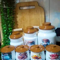 بانکه های روحی|ظروف نگهدارنده، پلاستیکی، یک‌بارمصرف|رشت, فلسطین|دیوار