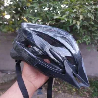 کلاه دوچرخه سواری