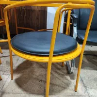 میز و صندلی فلزی در حد نو رستورانی|میز و صندلی غذاخوری|تهران, قیام|دیوار