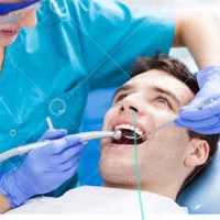 استخدام دستیار دندانپزشک