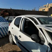 خودرو 206 تصادفی