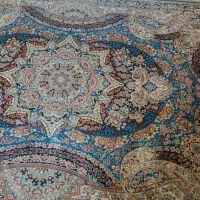 فرش چهار متری و یک فرش لوزی