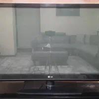 تلویزیون ۴۲ اینچ LG همراه با میز