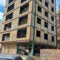 نیازمند نیرو برای کار جوشکاری