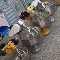 خمیرگیر(خمیرگیر نان،خمیرگیر قنادی)