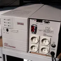 فاراتل ۳۰۰۰ وات یو پی اس ups 3kva