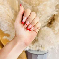 کاشت ناخن|خدمات آرایشگری و زیبایی|فولادشهر, A2|دیوار