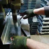 والپست . وال پست . ناودانی  . منقطع|مصالح و تجهیزات ساختمان|اصفهان, شهرک صنعتی امیرکبیر (شاپور جدید)|دیوار