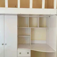 تخت نوجوان طبقه بالا
