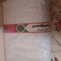 ملحفه سفید