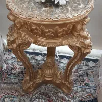 میز مناسب برای دکوری و اباژور