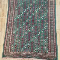 فرش دستبافت قدیمی سالم بدون پارگی