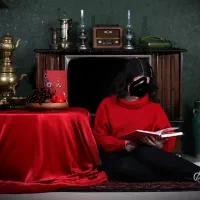 تلویزیون قدیمی تمیز با بهترین نوع چوب