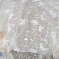 دو عدد پرده دومتری سه عدد عروسکی