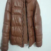 کاپشن چرم ،جنس عالی،کاملا سالم،در حد نو نو، سایز L