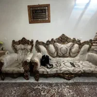 مبل ۷نفره سلطنتی به همراه ۳میز عسلی زیبا و شکیل