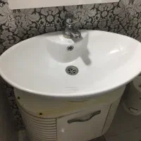 روشویی و آیینه|لوازم سرویس بهداشتی|گرگان, |دیوار