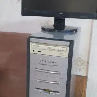 کیس و کیبورد و مانیتور