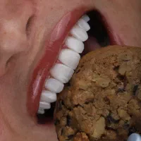 استخدام دستیار دندانپزشک خانم