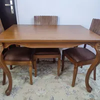 غذا خوری چوبی ۴نفره
