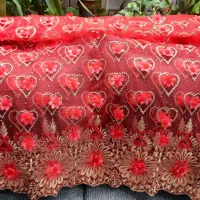 پارچه مجلسی از ۳متر و نیم ۹متر و نیم ۱متر و نیم