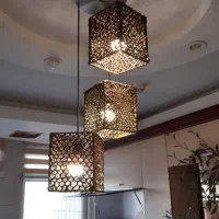 سه عدد لوستر چوبی خارجی و دوعدد آباژو