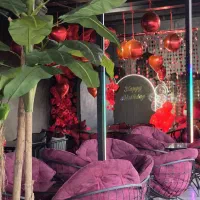 استخدام نیرو کار در کافه