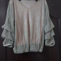 تعدادی لباس
