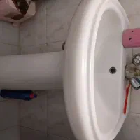 روشویی سرویس بهداشتی همراه باشیر