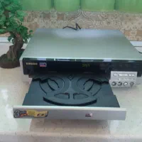 تعدادی ضبط وپخش  وویدئو ودیویدی|صوتی و تصویری|قم, انسجام|دیوار