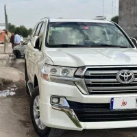 فروش لندکروز 2019 خانگی بدون رنگ
